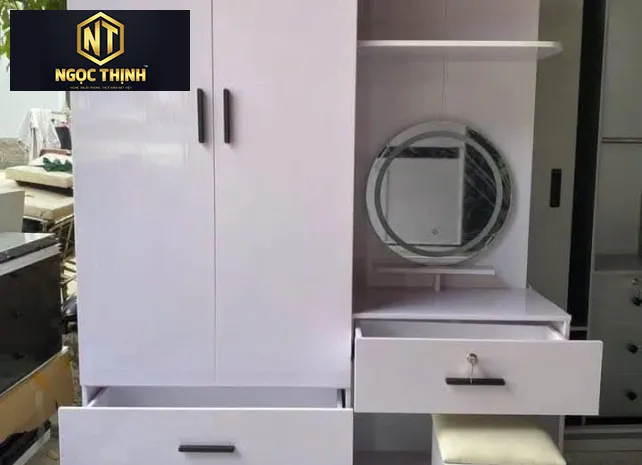 TỦ QUẦN ÁO KÈM BÀN TRANG ĐIỂM GIÁ HẤP DẪN